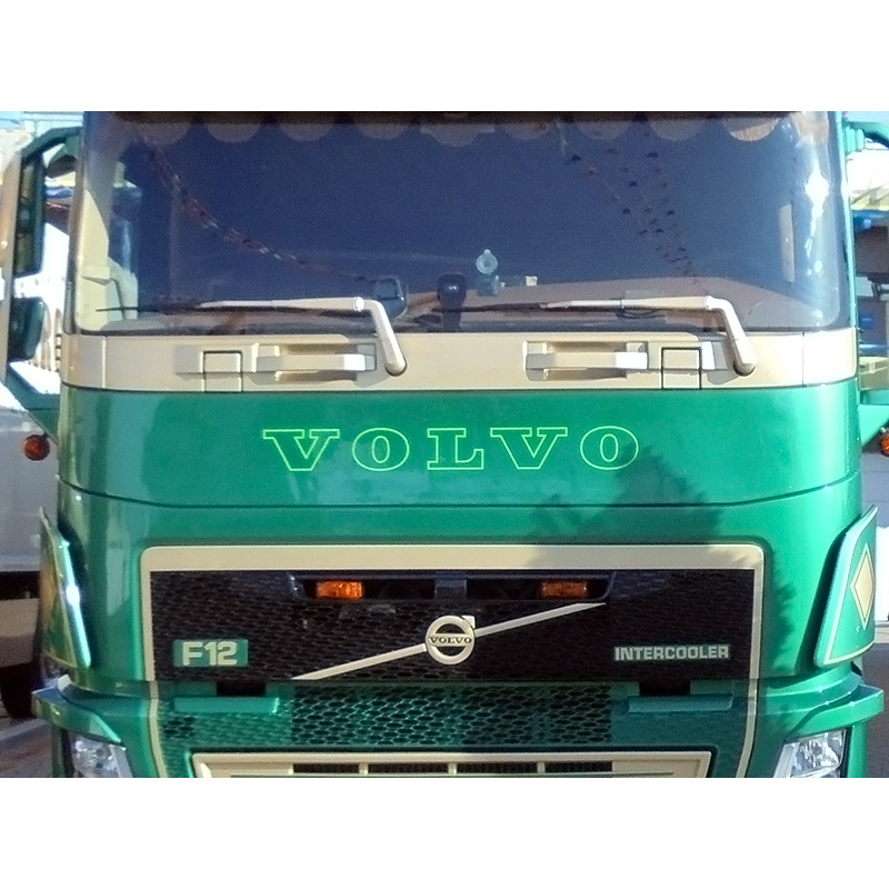 フロントプレート-タイプ2 コーナー一体型タイプ(無地) VOLVO FH4